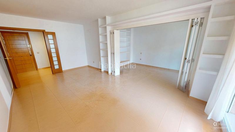 Foto 6141625d-46bd-449e-9e8f-6cc0b8d812a8. Flat with heating parking pool in Centro San Juan de Alicante