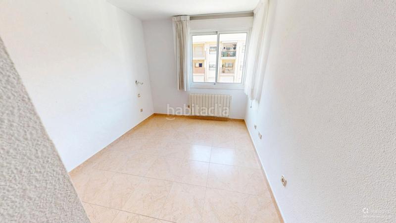 Foto 9a2f85a4-6c4f-4be8-bcc3-10a02928bc13. Flat with heating parking pool in Centro San Juan de Alicante