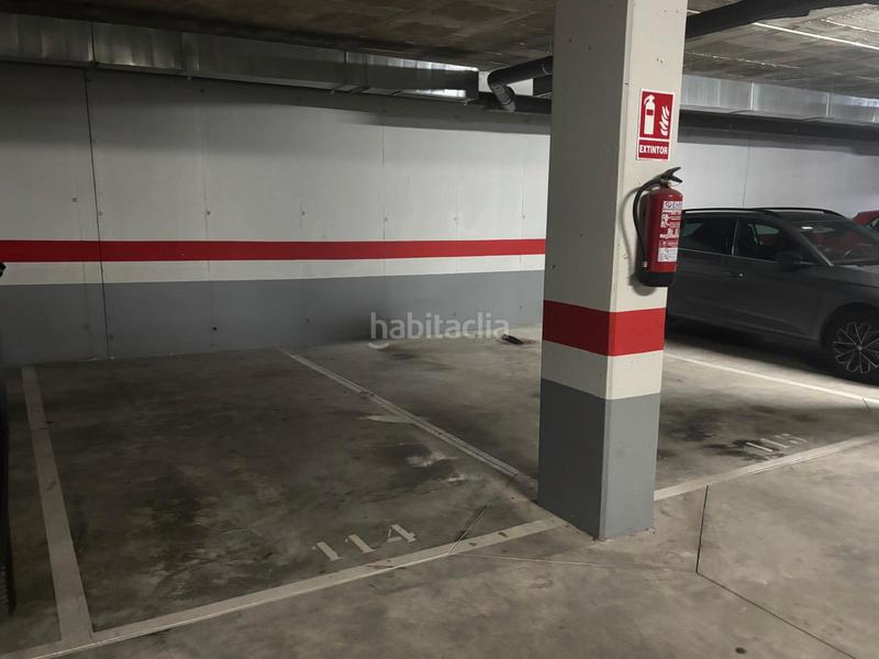 Foto c04fab5d-2d9d-47e9-bd2f-2e2c74f01198. Aparcament cotxe a Centro Mutxamel