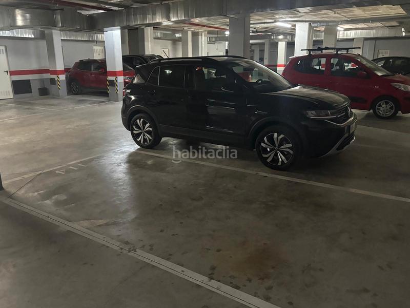 Foto d60cf394-8043-462c-afeb-d385bb5cd071. Aparcament cotxe a Centro Mutxamel