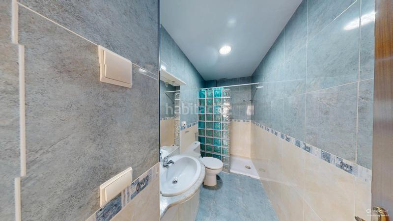 Foto 17d66a91-26e4-4b5b-b1a1-3d3f185d1521. Casa planta baja de 4 habitaciones toda exterior con patio. en Campello (el)