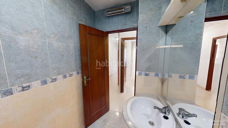 Foto 601bd532-b7e3-40a3-a3ff-32d6104c83d5. Casa planta baja de 4 habitaciones toda exterior con patio. en Campello (el)