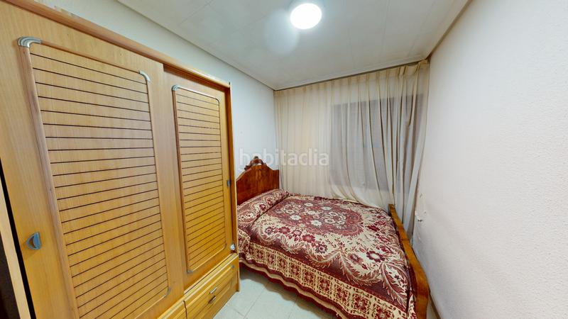 Foto 75fc47b6-7a49-49d3-a021-45619449dcdf. Casa planta baja de 4 habitaciones toda exterior con patio. en Campello (el)