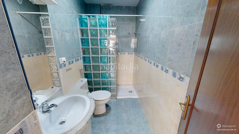 Foto 94c4cace-3e0a-4fc5-853d-8d5d7dcdd5a9. Casa planta baja de 4 habitaciones toda exterior con patio. en Campello (el)