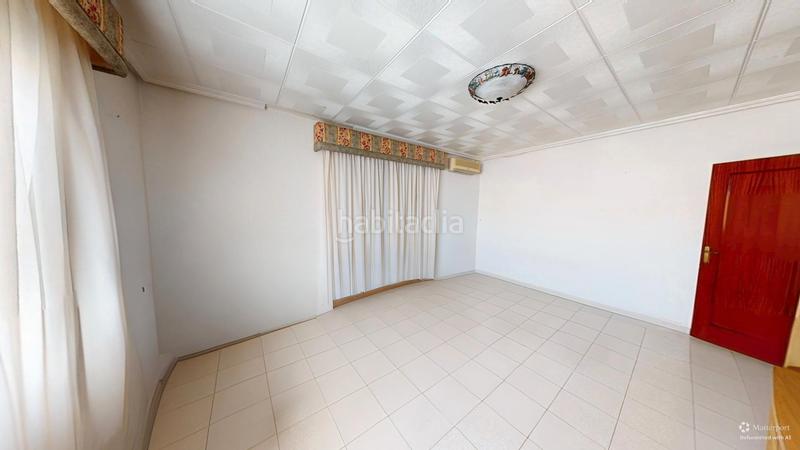 Foto dcaf22a8-2ea1-49f6-9029-6a5ed04589e1. Casa planta baja de 4 habitaciones toda exterior con patio. en Campello (el)