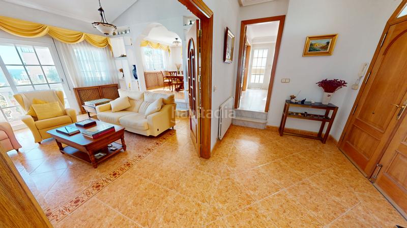 Foto 0b1269d3-5f18-4351-bb54-314f76ed8cf9. Chalet con camino riscaldamento parcheggio piscina in Campello (el)