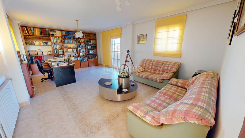 Foto 169c73b0-c2d0-43ce-bdff-c33053395ab9. Chalet con camino riscaldamento parcheggio piscina in Campello (el)