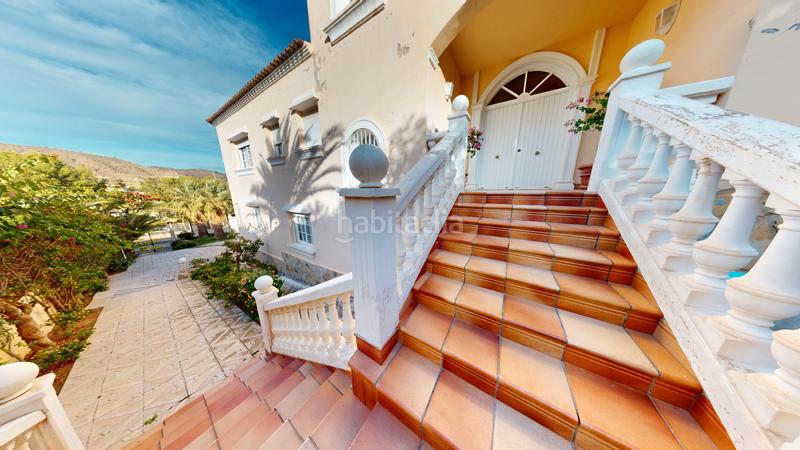 Foto 3feb6529-ab91-4548-8c2c-d533e3ad1653. Chalet con camino riscaldamento parcheggio piscina in Campello (el)