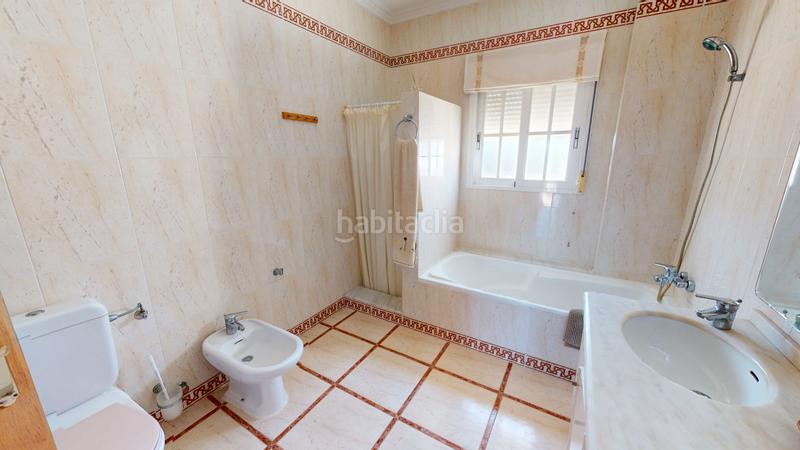 Foto 98a1150a-682d-4bed-971a-c3790d6e1ad3. Chalet con camino riscaldamento parcheggio piscina in Campello (el)