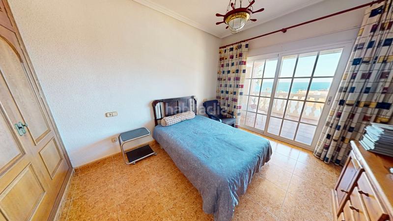 Foto f948877e-16a4-4d7e-aad0-a8b06d88e571. Chalet con camino riscaldamento parcheggio piscina in Campello (el)