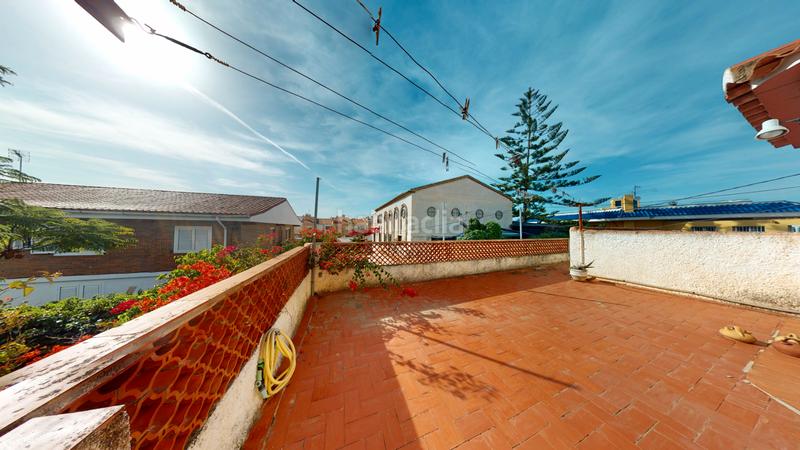 Foto 093bb636-4987-4627-999f-03e49c1b613e. Chalet mit kamin heizung parking pool in Bellavista-Capiscol-Frank Espinós San Juan de Alicante