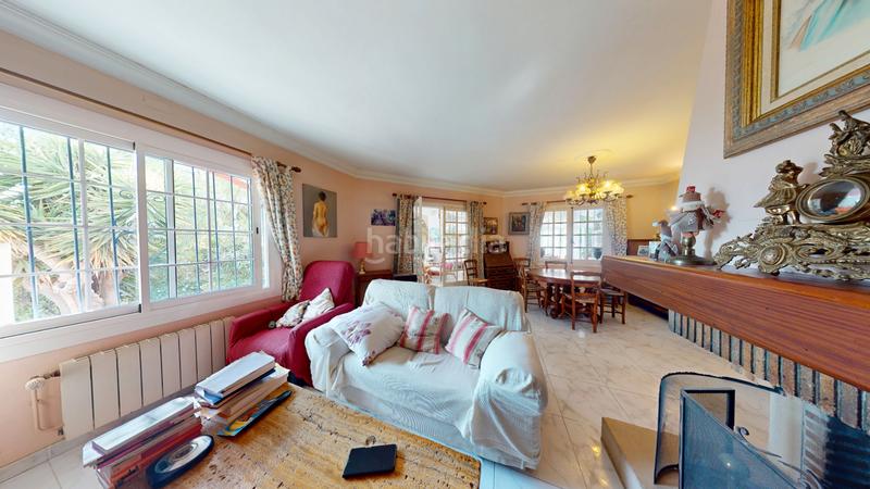 Foto 04dfd55c-f341-42ce-a835-c952f16fb6cd. Chalet con camino riscaldamento parcheggio piscina in San Juan de Alicante