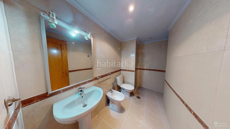 Foto e9a49e94-a079-4b3d-9f04-a0d588a167bc. Flat with parking in Campello Pueblo Campello (el)