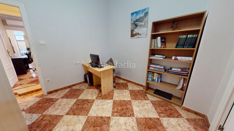 Foto 7aa87fa8-540d-4d21-b0c2-38b8a00c5550. Casa pareada en Centro San Juan de Alicante