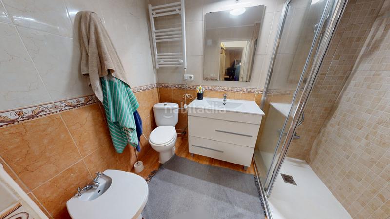 Foto b1e0d535-e655-4418-ad43-5639aa3b2f09. Casa pareada en Centro San Juan de Alicante