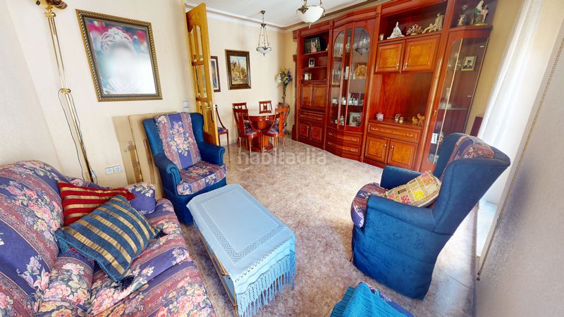 Foto cd9714b0-1f18-4d2c-9dcc-ed57cad57295. Flat with fireplace in Sax