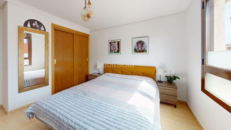 Foto dea19a07-be68-4866-9d30-2d15cb3ee960. Àtic amb calefacció aparcament a Centro San Juan de Alicante