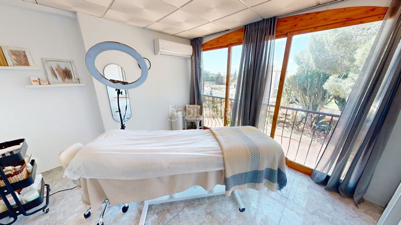 Foto 372e6e7d-3557-42ee-9249-bab62e731a0f. Xalet amb aparcament piscina a Busot