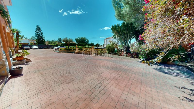 Foto 5ccac662-527e-490e-92f5-26a85befa0cd. Xalet amb aparcament piscina a Busot