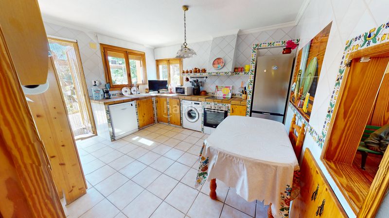 Foto 77326c20-16d9-42f4-834c-663c25954792. Xalet amb aparcament piscina a Busot