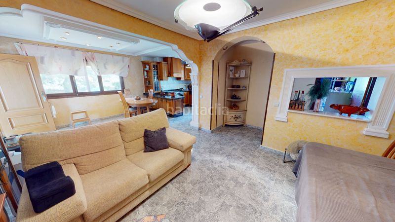 Foto a0199505-9aa6-400f-b643-0f7745cfa56a. Xalet amb aparcament piscina a Busot