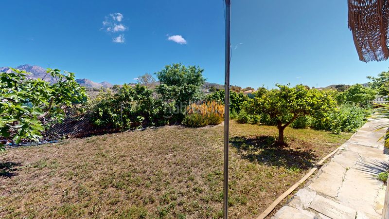 Foto a0fdf3ab-56a7-4e48-aabb-164b6ca6e59d. Xalet amb aparcament piscina a Busot