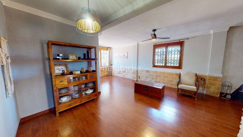 Foto b1457117-bdee-4fb6-9862-36198353e553. Xalet amb aparcament piscina a Busot