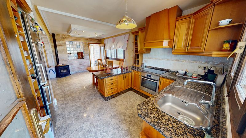 Foto cd319a59-7219-433c-a005-f6d88c4b6cc9. Xalet amb aparcament piscina a Busot