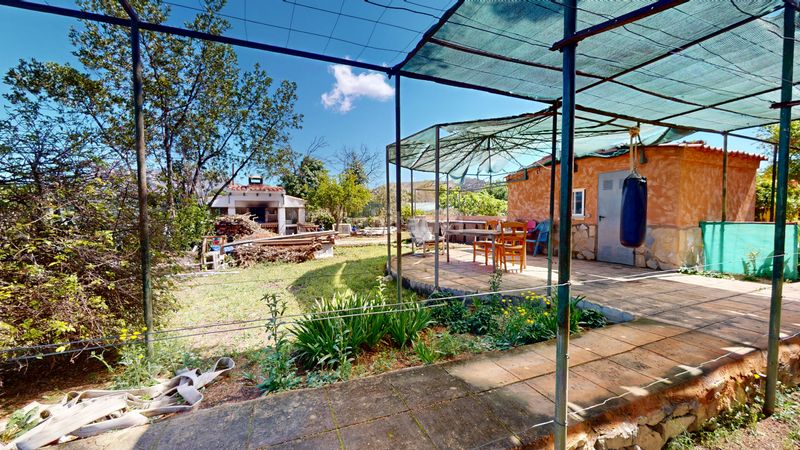 Foto dd8459a1-42ae-4f59-8f91-2f96a699448c. Xalet amb aparcament piscina a Busot