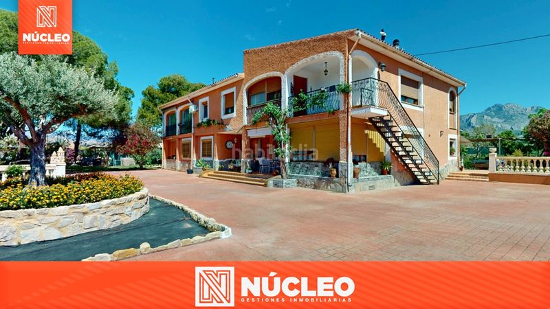 Foto eaa79420-00fb-4441-a324-5301ae3ee1a7. Xalet amb aparcament piscina a Busot