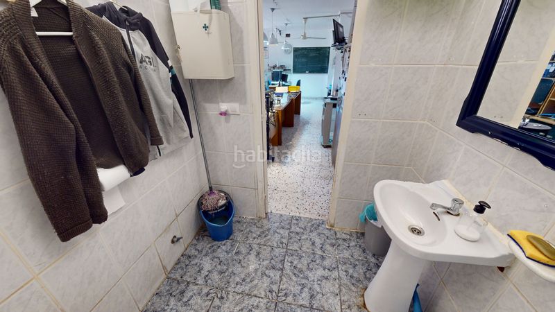 Foto 0250f80e-8703-44ad-be22-1094017bc4d1. Local comercial a Campello Playa Campello (el)