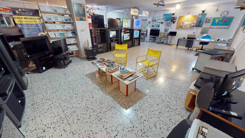 Foto 0f2068e8-2ea8-4d35-97e9-c66095d8f5e7. Local comercial a Campello Playa Campello (el)