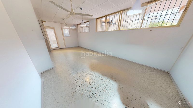 Foto 61a3fe17-89bb-47f2-97a9-9898712341bd. Local comercial a Campello Playa Campello (el)