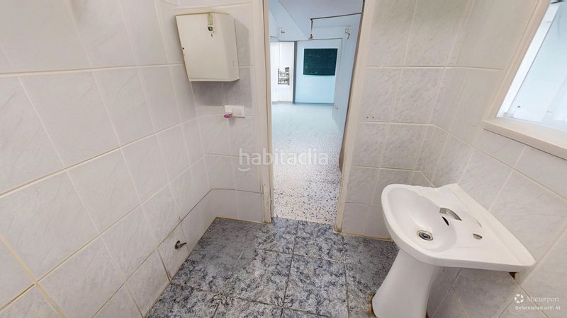 Foto ac4cd0bf-dedf-41ac-a775-71370db98559. Local comercial a Campello Playa Campello (el)