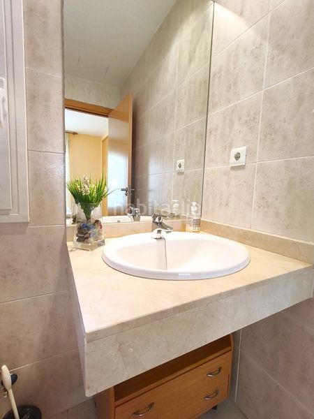 Foto 0e9b9ff8-d19e-4474-a827-bdae0e118a33. Flat with heating parking in Llevant Reus