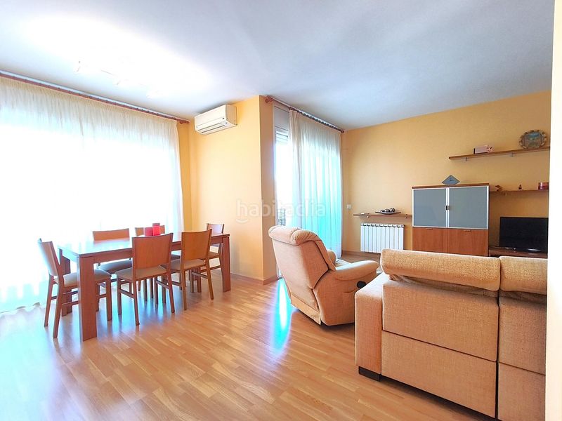Foto 146f4206-843f-4c20-9367-d2b940857b67. Flat with heating parking in Llevant Reus