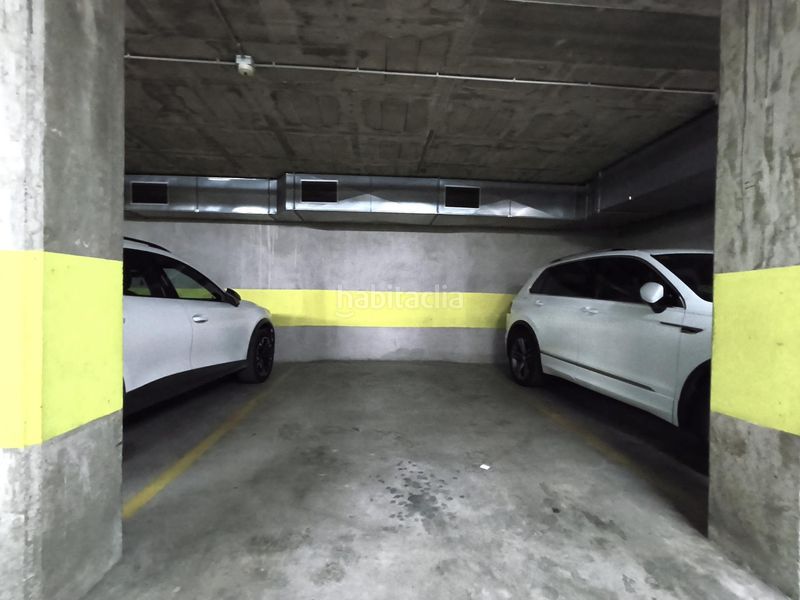Foto a831f966-c76d-4aa3-8e0a-7a705fb0fee5. Flat with heating parking in Llevant Reus