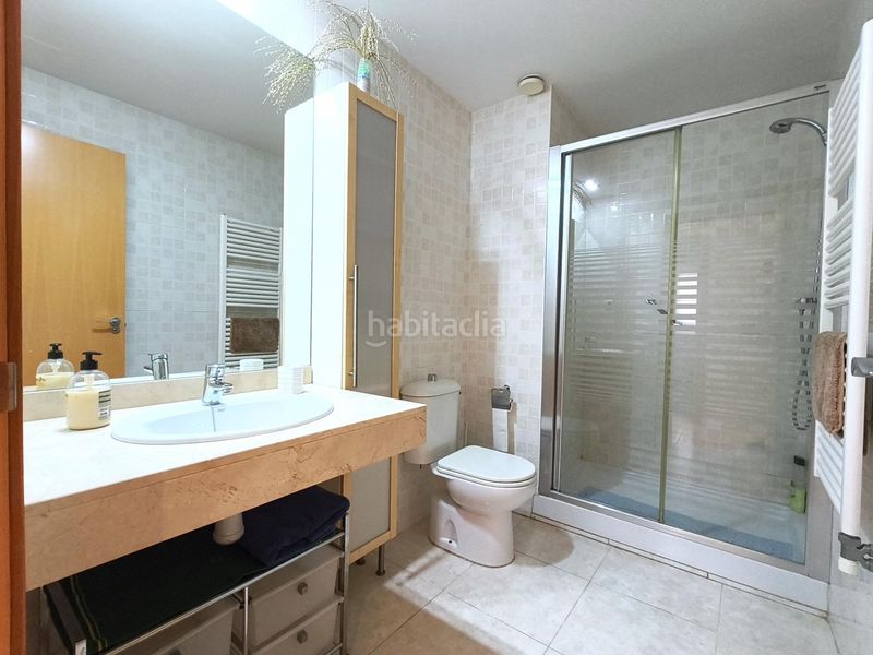 Foto a9fbb0f9-317f-4d03-9b77-c69318772b01. Flat with heating parking in Llevant Reus