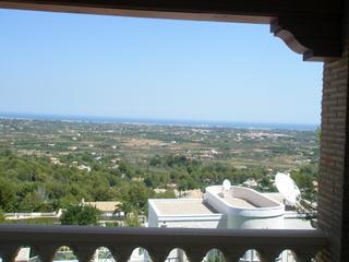 Chalet à Pedreguer. Vistas panorámicas al valle, montañas y al mar.