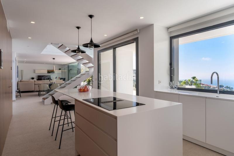 Foto f8342f41-1f32-419a-b33d-3fb534173540. Chalet avec chauffage parking piscine dans Altea ciudad Altea