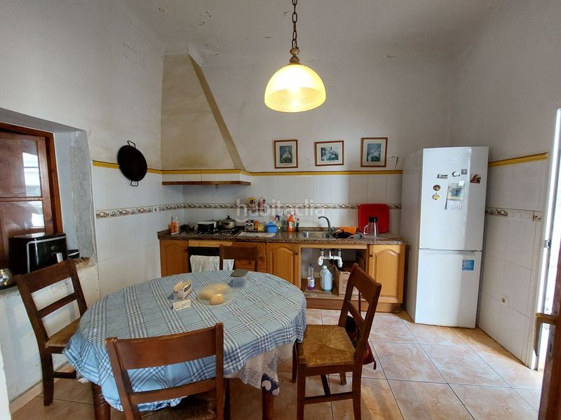 Foto 93c0db8d-7668-4232-9726-0b929a780dc5. Casa aparellada a Ondara