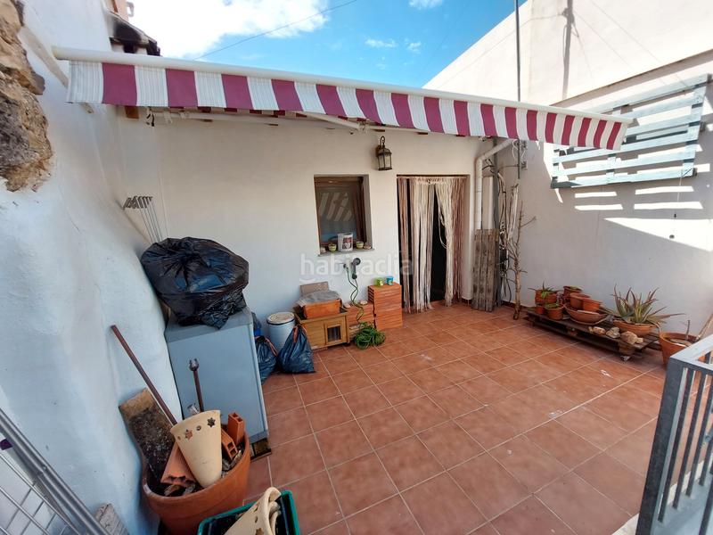 Foto 2e0acd19-f6b4-4cff-b8a6-b3b0d5187d05. Doppelhaus mit kamin heizung in Ondara