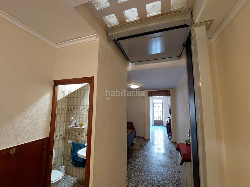 Foto 027aea9c-6f7d-4db8-942e-c2a8c720abc9. Casa  de pueblo céntrica de 2 plantas con elevador . costa blanca en Ondara