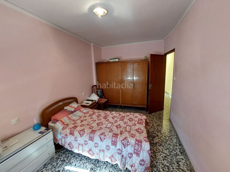 Foto 441f489f-368b-4098-b1c9-812ff3e67c28. Casa  de pueblo céntrica de 2 plantas con elevador . costa blanca en Ondara