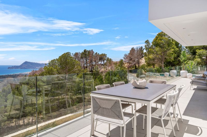 Foto dfda07d7-980a-478b-b284-61ba3c130f3e. Chalet in calle mezquita de córdoba 8s in Altea la vella Altea