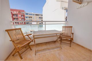 Apartamento en Calle san lorenzo 4. Apartamento de dos dormitorios con piscina comunitaria en el cen