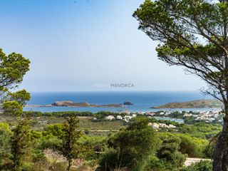 Terreno residenziale in Son Parc-Punta Grossa-Port d´Addaia. Parcelas edificables con vistas al mar en coves noves.