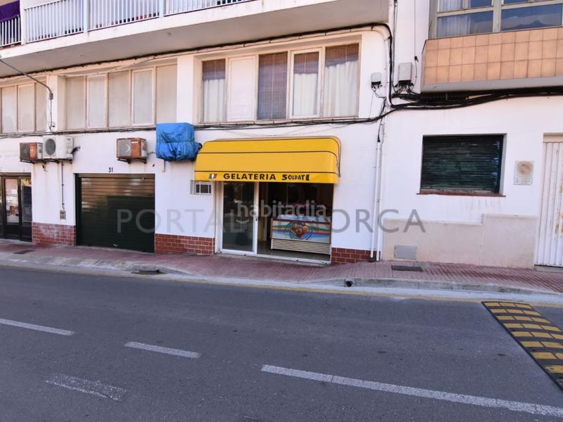 Foto c42e49f7-5507-4694-8d81-720778aca346. Locale commerciale in Es Castell Es Castell