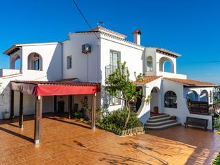 Xalet a S'era 1. Chalet unifamiliar con piscina en son vilar, menorca