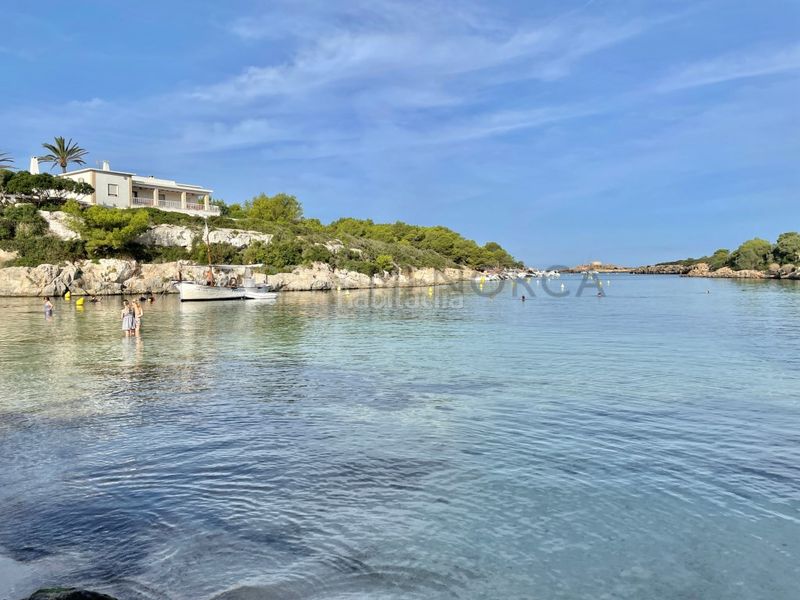 Foto cb2a2001-f133-412a-ad10-527f3ba21fd9. Apartament a Cala Blanca Ciutadella de Menorca
